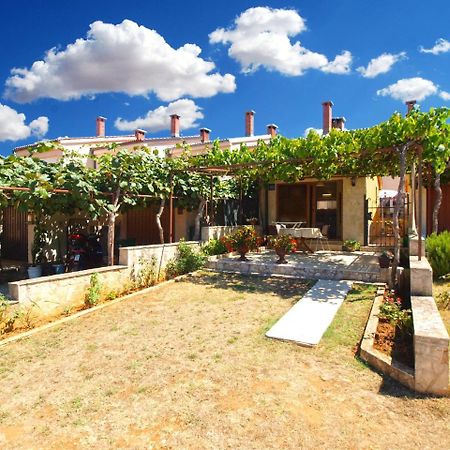 Apartment Pula 1462 Exterior photo